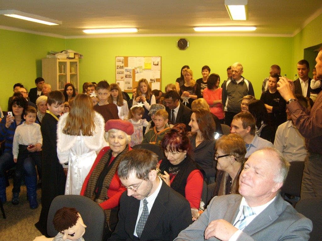 Nawrócenia pierwszych osób i początki wspólnych spotkań